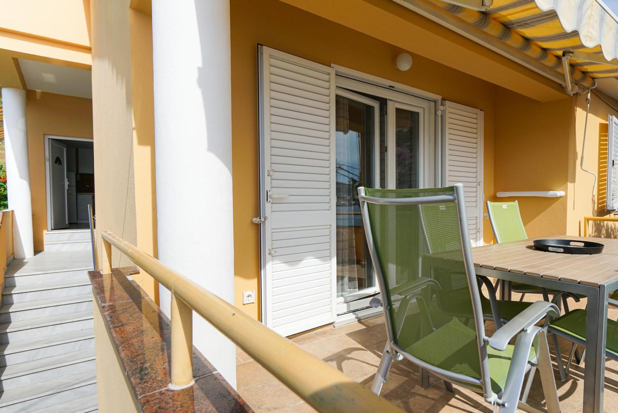 Apartments Osljak Преко Екстер'єр фото
