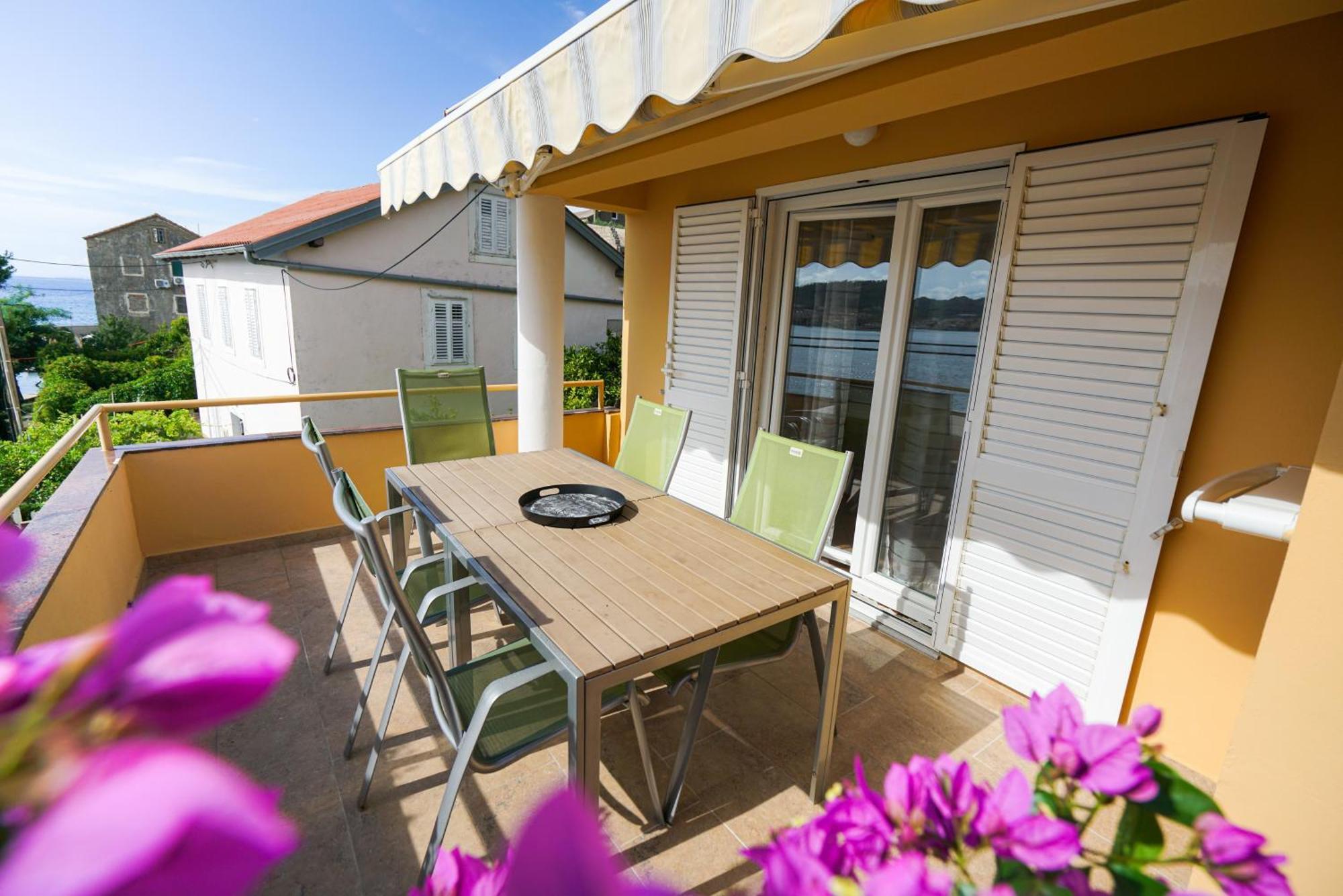 Apartments Osljak Преко Екстер'єр фото